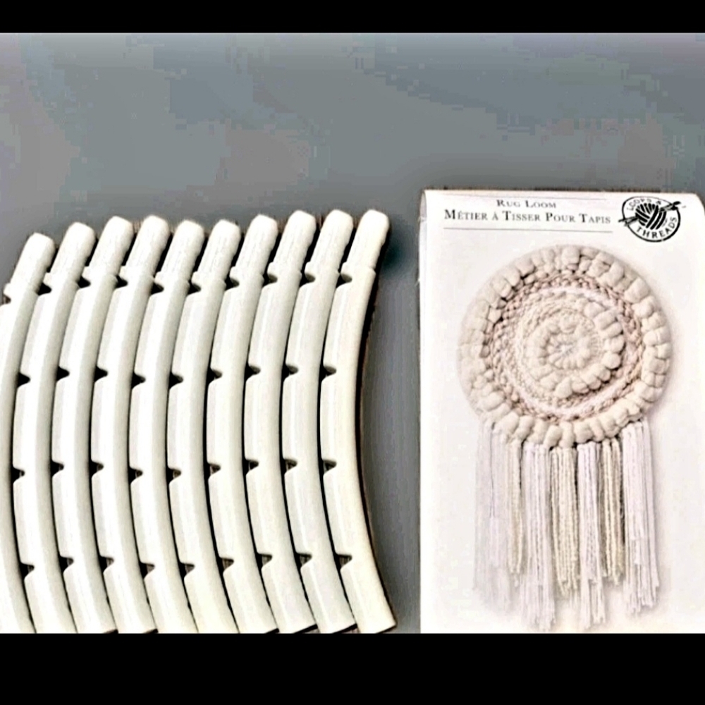 Loops & Threads Circular Rug Loom 32.7 in Weaving - Picture 2 of 6